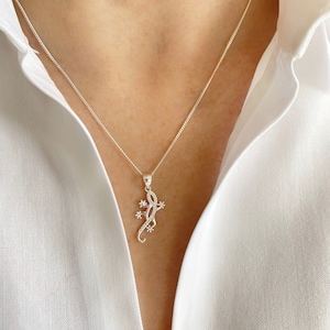 Collar de geco, geco de plata de ley con circonita cúbica, collar minimalista con colgante de geco, bonito collar de geco, joyería de geco