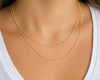 Gouden satellietketting: subtiele laagjes, sterling zilver met verguld laagje.