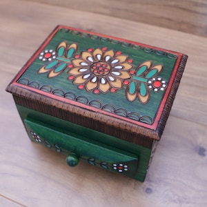 Green wooden jewelry box/jewelry organizer/jewelry box wood/jewelry box handmade