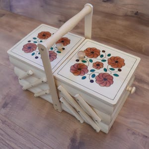 Wooden sewing box, unique flower pattern (natural wood color) sewing organizer/sewing basket/sewing chest/accordion sewing box