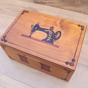 Wooden sewing box**Great deal**sewing gift/sewing organizer/sewing basket/sewing chest