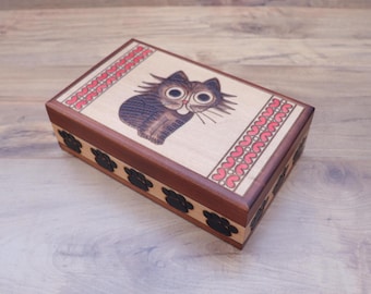 Wooden cat keepsake box/jewelry box/gift for her
