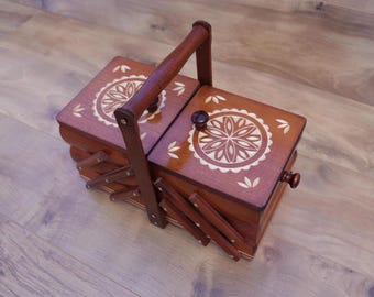 Wooden sewing box(small version)sewing organizer/sewing gifts/sewing basket/accordion sewing box