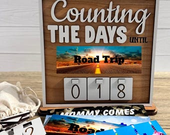 Road Trip Countdown Sign with Removable Plates for vacations, Holidays, Seasons, Home Decor