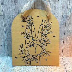 Dekoracja domowa Floral Peace, znak z drewna Boho, dekoracja ścienna, dekoracja domowa Boho, wystrój czarownic, wystrój hipisowski