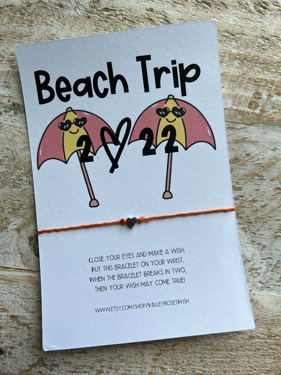 Girls beach trip gifts 2025