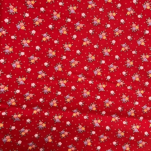 Vintage Red Floral cotton fabric  - Fat Quarter - 100% Cotton - by the 1/2 yard- continuous cuts