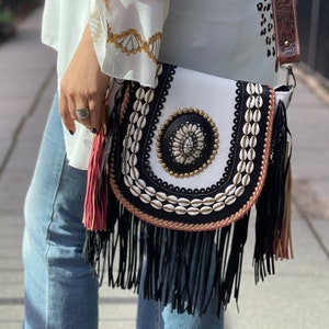 Chic Western Crossbody Bag With Handmade Leather Fringe