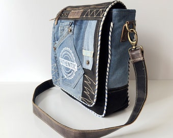 【CK JEAN】 ULTRALIGHT POCKET MESSENGER BAG Calvin Klein Jeans | Ultralight Reporter Bag | Cross Body