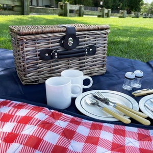 Handwoven English Style Picnic Basket Set image 4