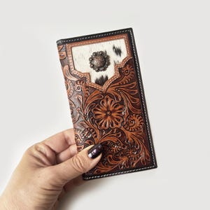 Cartera alta artesanal de cuero genuino para hombre con relieve tradicional tallado a mano