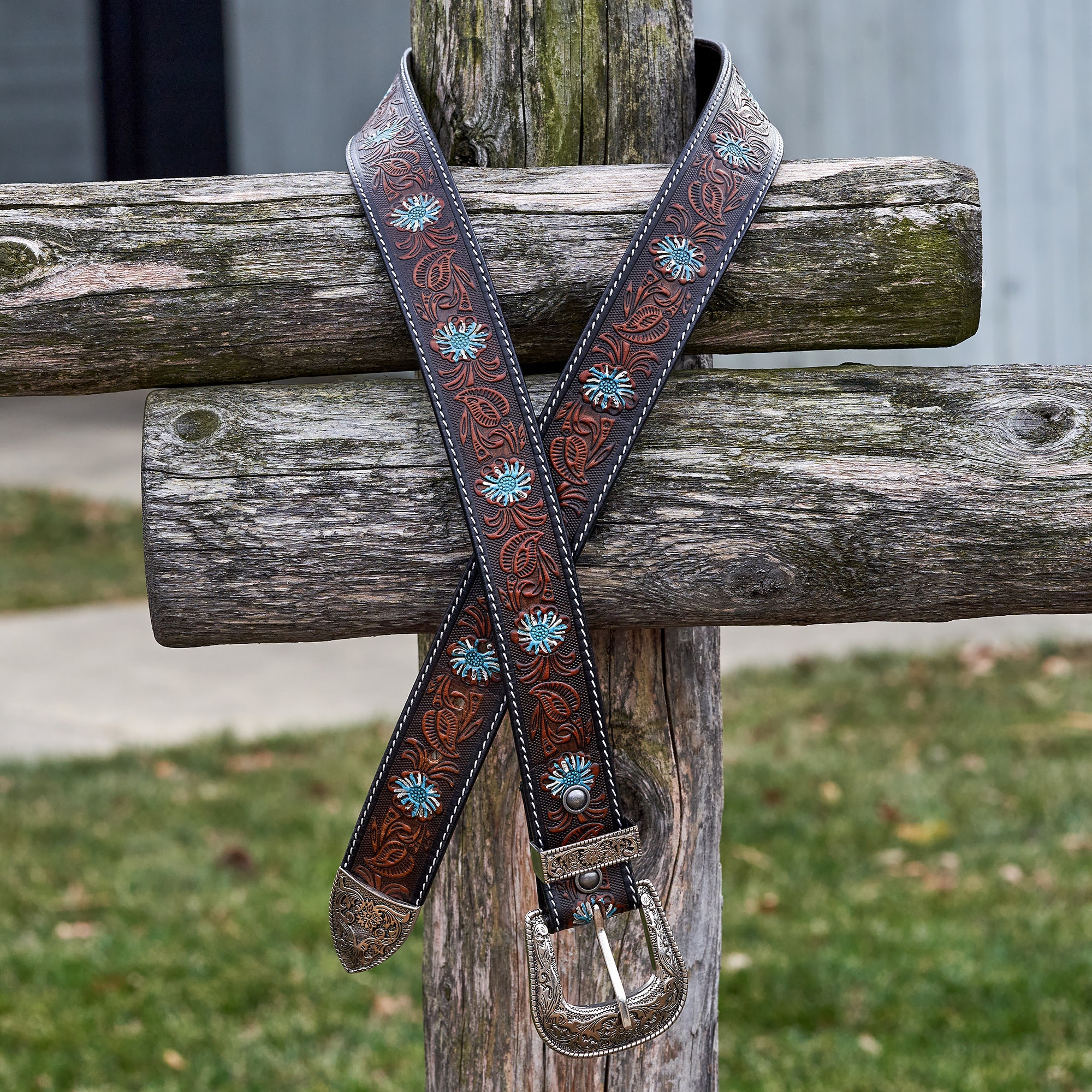 Turquoise Studded Leather Belt - Etsy display picture 1