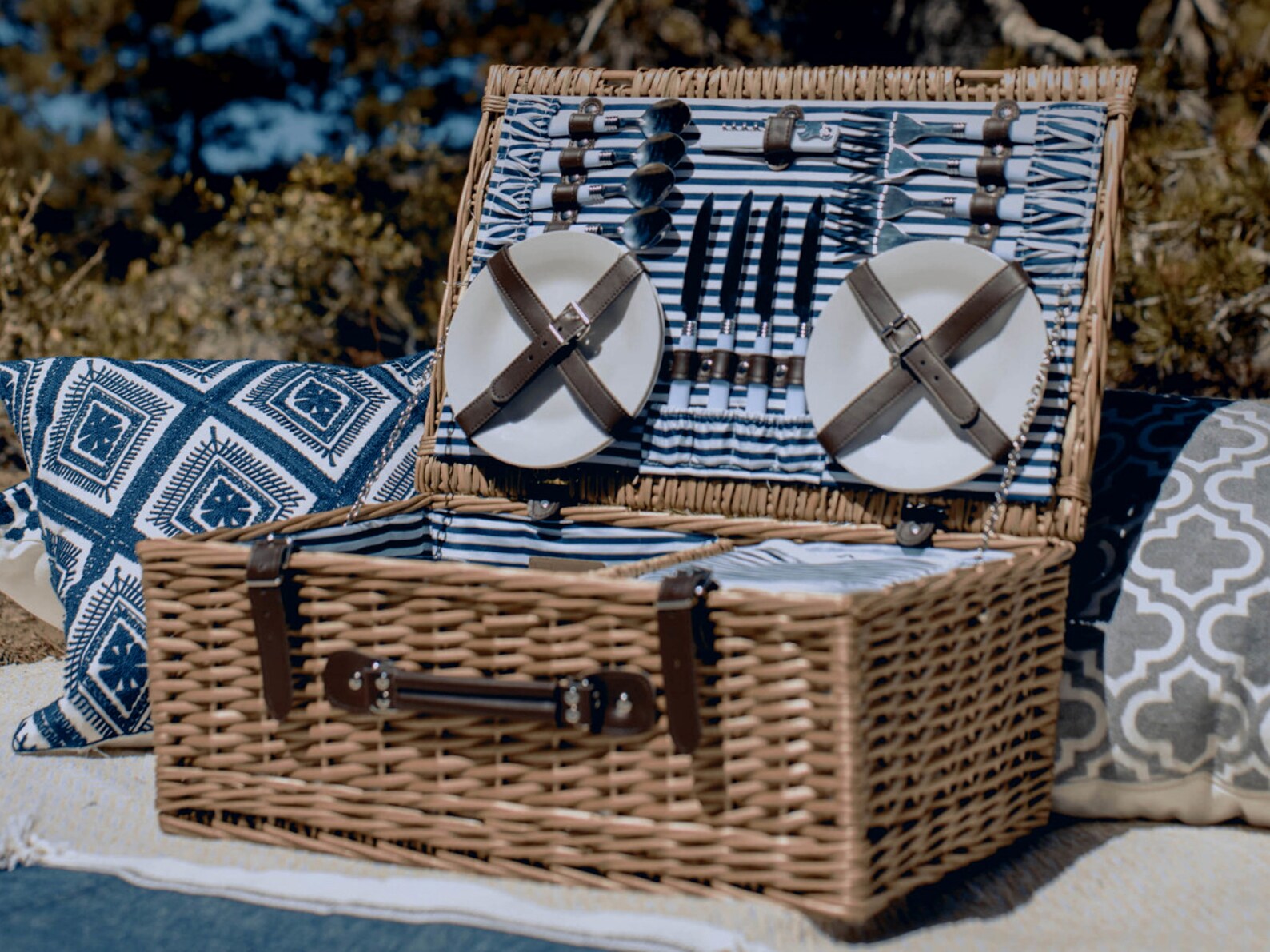 Handwoven Willow Picnic Basket Set For Four Etsy