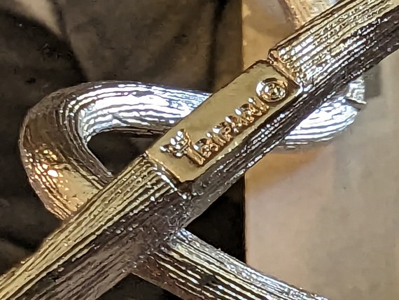 Crown Trifari Brooch, Ribbon Silver Tone Pin, Mod… - image 3