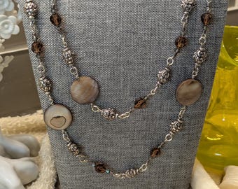 Collier et bracelet médaillon marron Utopia de Brighton, parure Brighton,