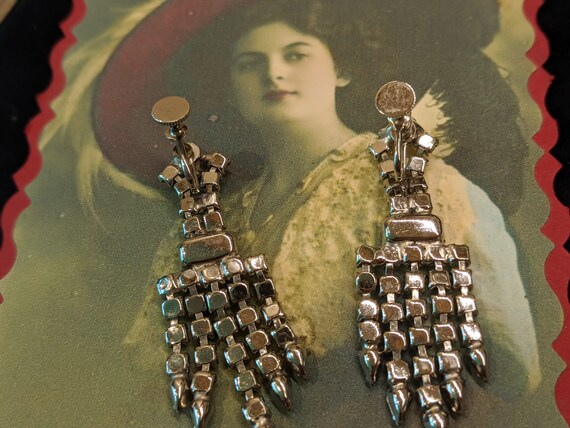 Vintage 1950s Screwback Rhinestone Earrings - image 3