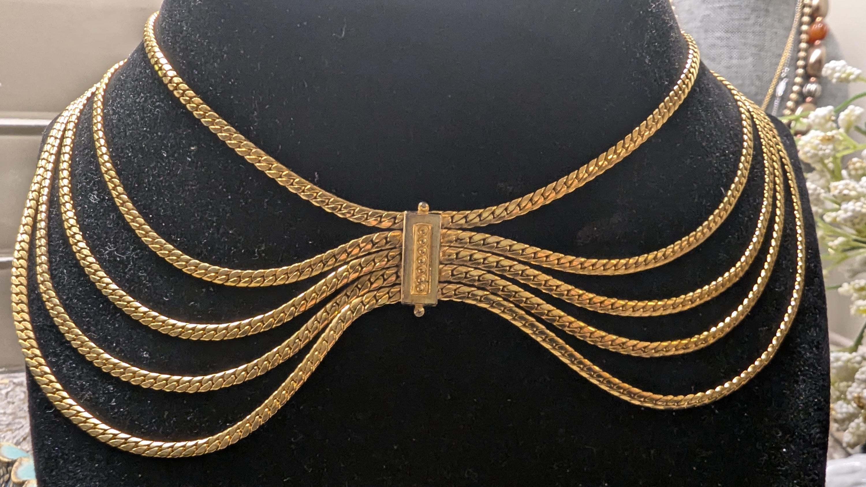 COPY - Vintage Christian DIOR goldplated chain waist belt Vintage Christian Dior Chain Belt main image 2
