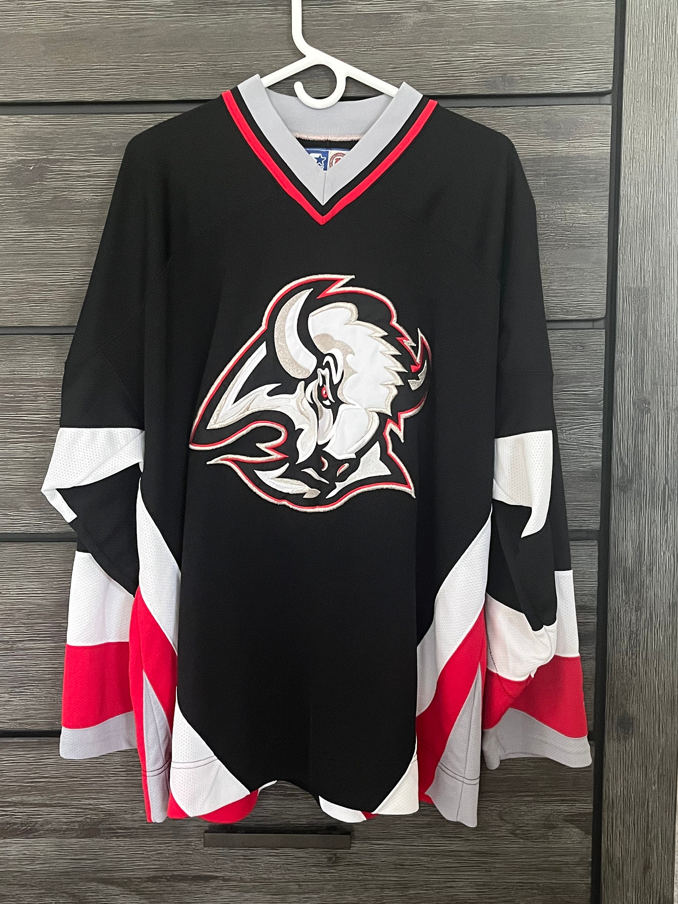Buffalo Sabres to bring back popular 'Goathead' jerseys this season