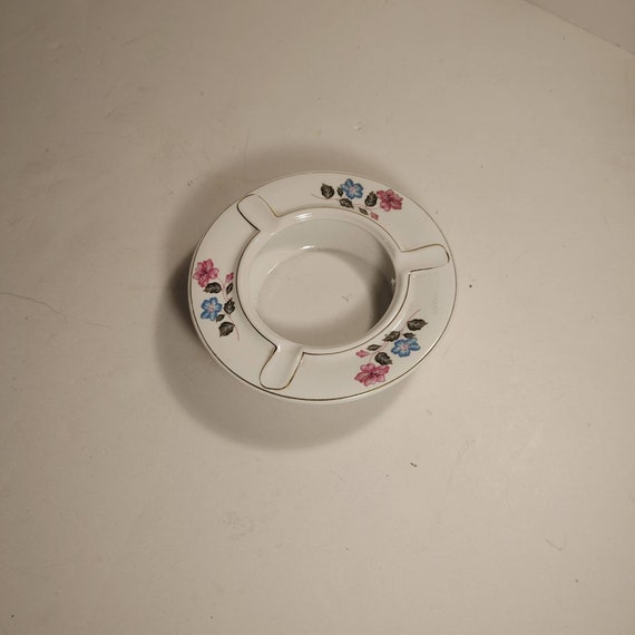 ヴィンテージ磁器花柄灰皿 - Etsy 日本