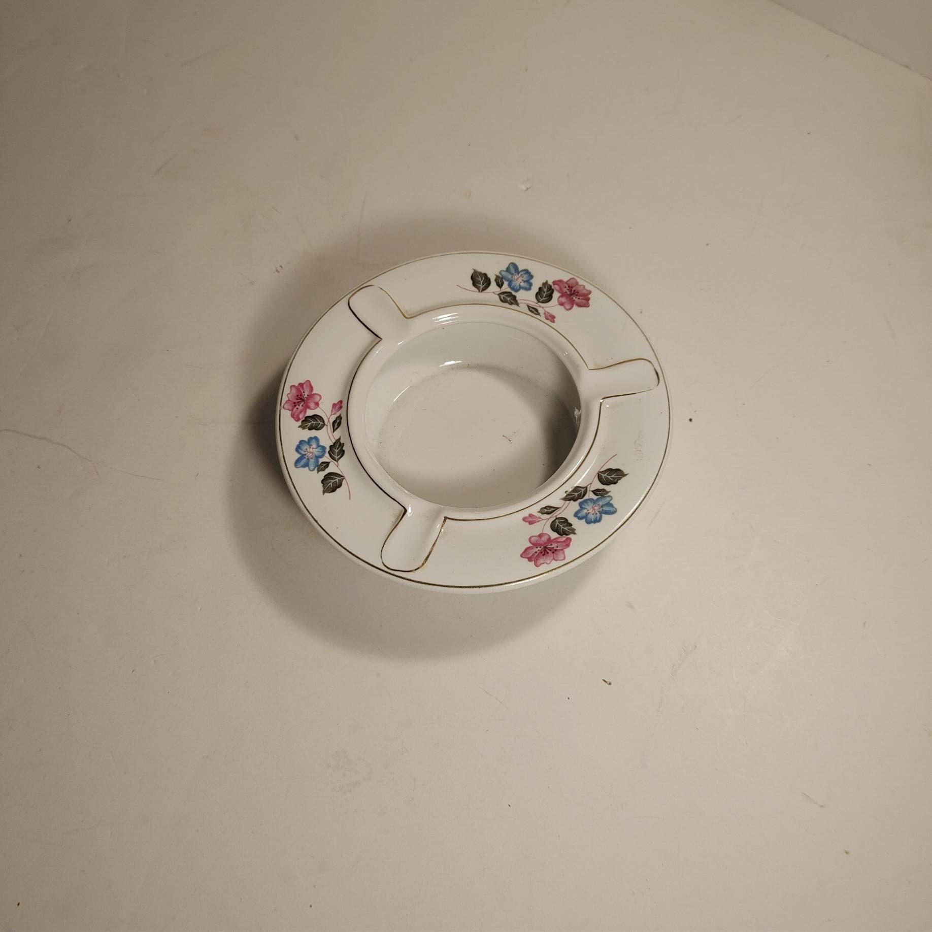 ヴィンテージ磁器花柄灰皿 - Etsy 日本