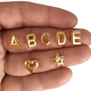 Customizable Gold-Plated Letter Beads: Add Personal Touches to Your Necklace and Bracelet Designs