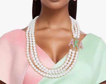 Collar rosa y verde inspirado en la perla blanca Alpha Kappa Alpha