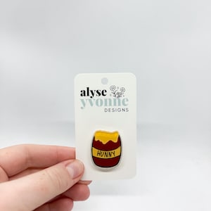 Pin acrílico de Winnie the Pooh con tarro de miel