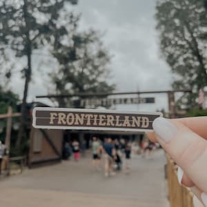 Frontierland Disney Sticker