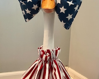 Patriotic Goose Dress and Bow Set, Fits 19"-28" Goose