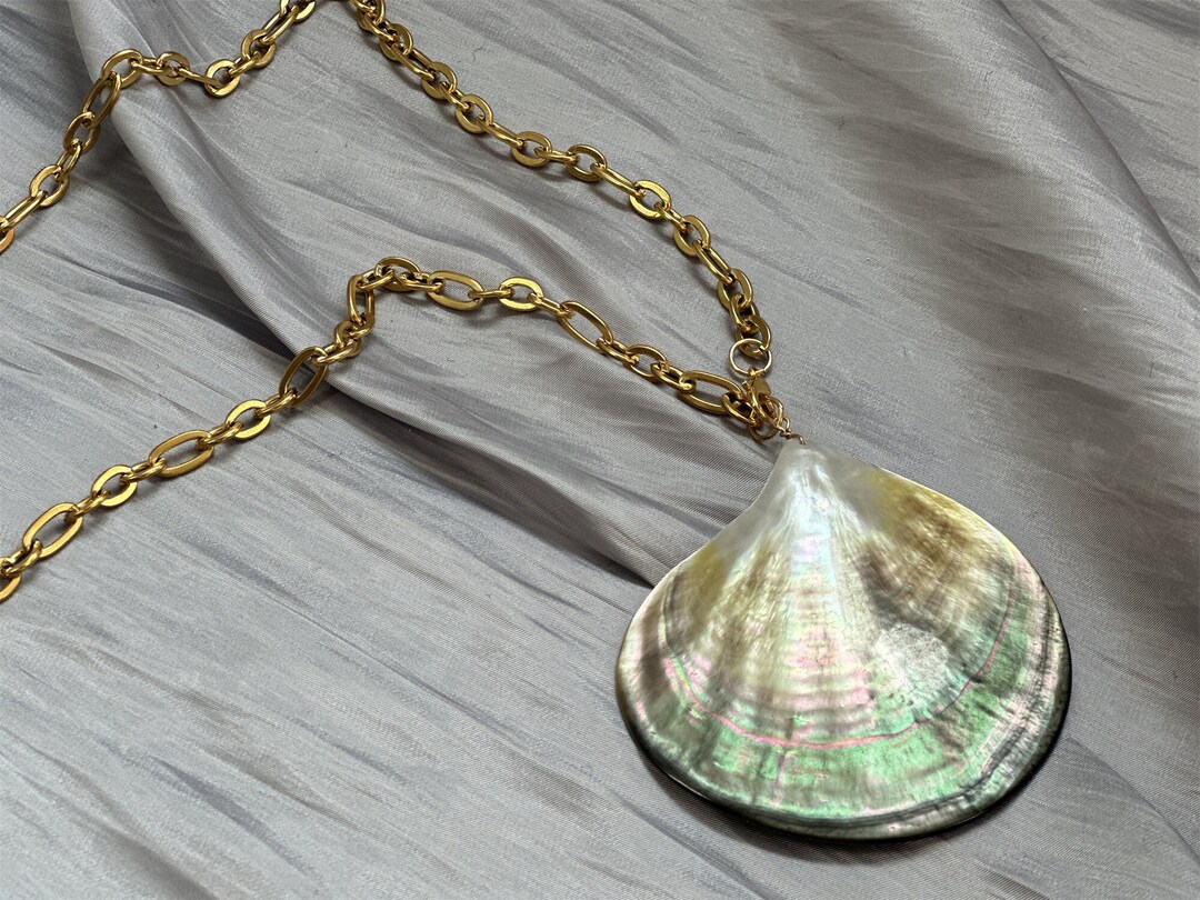 Large Seashell Pendant Necklace: Natural Pearly White Shell - Etsy