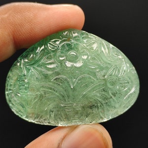 EMERALD CABOCHON - Carved Zambian Emerald Cabochon - Rare hexagonal Inclusion - emerald cats eye effect - zambian lustrous emerald cabochon