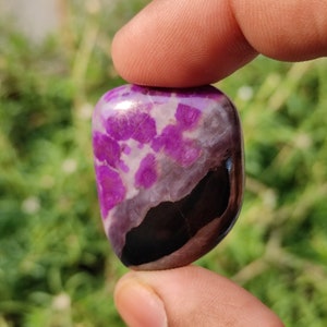 SUGILITE CABOCHON - Sugilite Crystal Stone - Sugilite cabochon - sugilite crystal cabochon - sugilite necklace - sugilite pendant