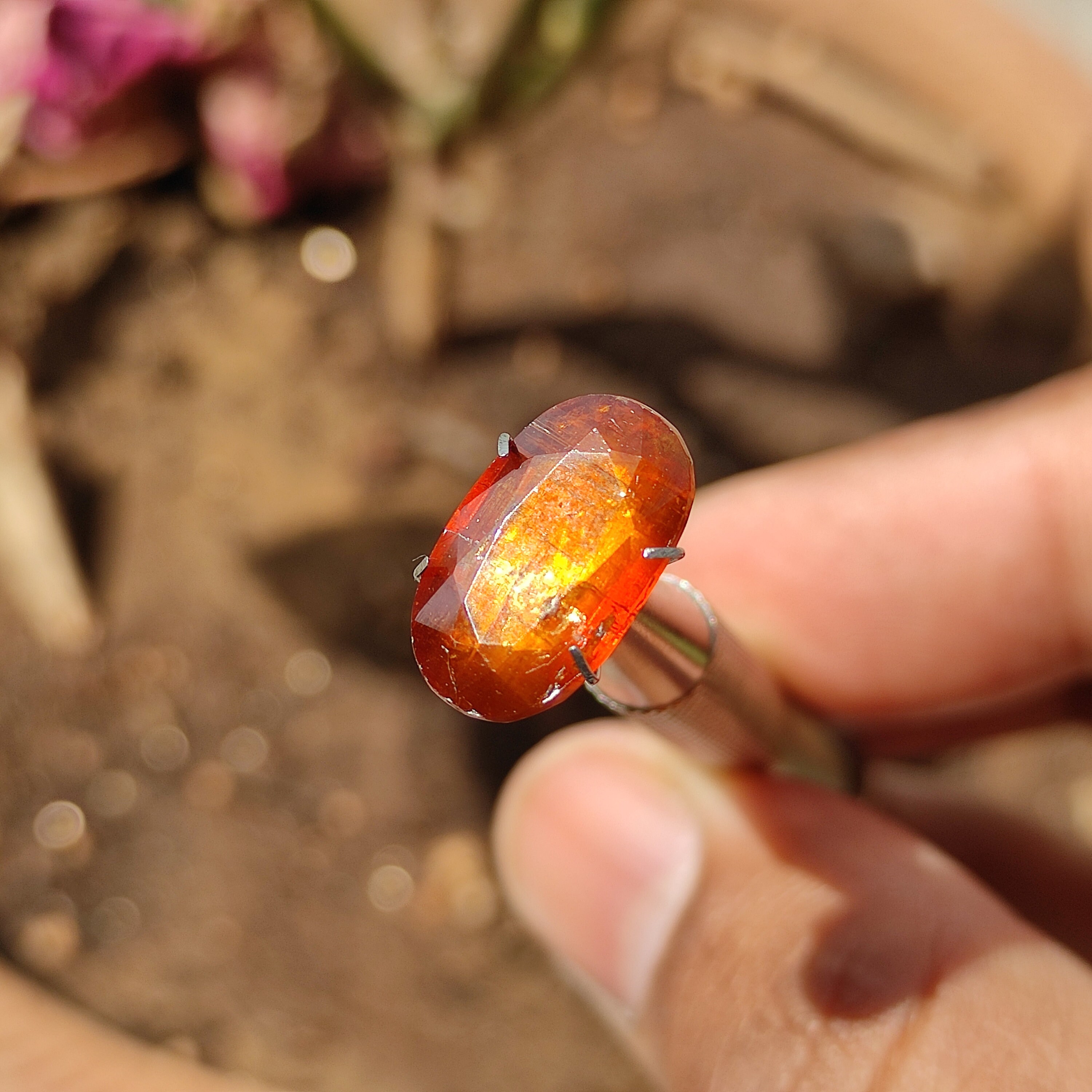 第1CHAKRA✧壺型のオルゴナイト 楽天市場】オルゴナイト ピラミッド チャクラカラー ORGONITE