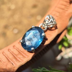 KYANITE Crystal Pendant - teal Blue Kyanite - Kyanite Crystal Necklace - healing crystals - kyanite pendant - charms and pendant