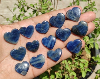 CUORI DI ZAFFIRO - Cuori di cristallo di zaffiro cabochon - Cuori di zaffiro birmano - Cristalli curativi - Zaffiro blu naturale estratto dalla terra - Ciondolo