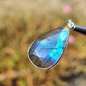 Labradorite Crystal Pendant - Flashy Labradorite Pendant - Dazzling crystal pendant - house warming gift - 925 Sterling silver - healing