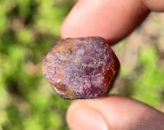 Corundum Sapphire rough crystal - watermelon ruby sapphire rough - natural ruby sapphire rough from madagascar - blood sapphire specimen