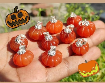 カーネリアンパンプキンペンダント - ハロウィンペンダント - パンプキンネックレス - ハロウィンギフト - カーネリアンヒーリングストーン - ハロウィンジュエリー