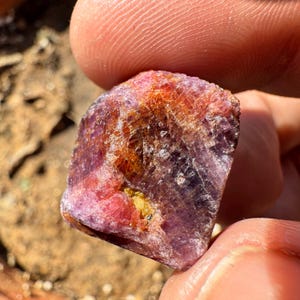 Corundum Sapphire rough crystal - watermelon ruby sapphire rough - natural ruby sapphire rough from madagascar - blood sapphire specimen