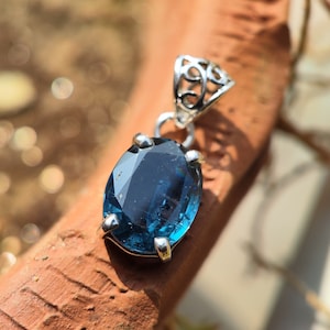 KYANITE Crystal Pendant - teal Blue Kyanite - Kyanite Crystal Necklace - healing crystals - kyanite pendant - charms and pendant