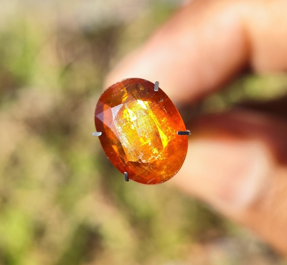 Orange KYANITE Crystal - Rare Orange Kyanite Faceted Crystal - Kyanite loose cabochon - healing crystals - kyanite pendant - Orange kyanite
