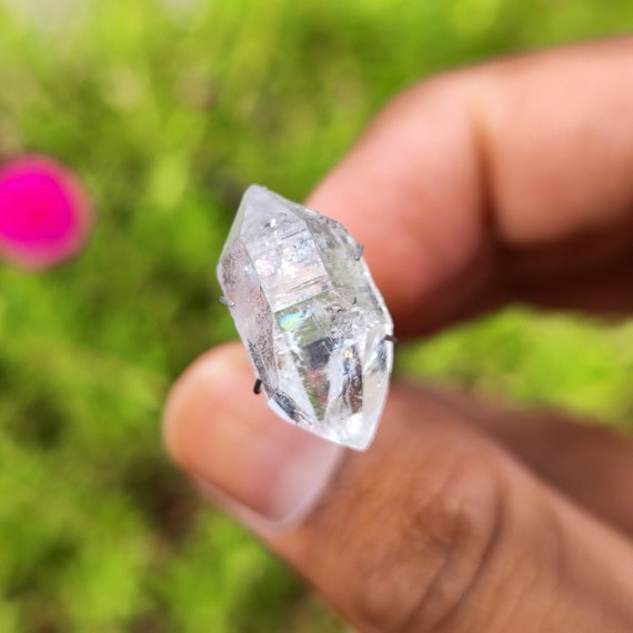 Rainbow herkimer diamond quartz crystals outlet