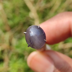 IOLITE Cat&#39;s eye Cabochon - Iolite cabochon - Cat&#39;s eye effect - pendant, Charms - karur kangayam