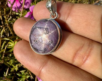 RUBY - Star ruby Pendant - natural star ruby crystal - flashy star ruby - star ruby - corundum crystal family