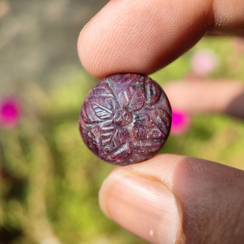 RUBINO - Cabochon di rubino - cristallo di rubino naturale - fornitura per la creazione di gioielli - rubino stellato - famiglia di cristalli di corindone - raro rubino modellato immagine 4
