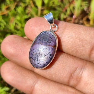 RUBY - Star ruby Pendant - natural star ruby crystal - flashy star ruby - star ruby - corundum crystal family
