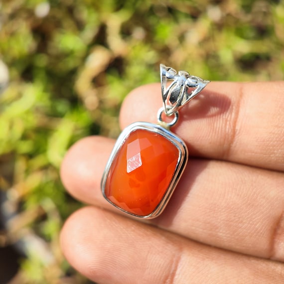 Carnelian Pendant Carnelian Crystal Pendant Carnelian Necklace Gift Carnelian Healing Stone Christmas Jewellery Sterling Silver Etsy