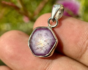 RUBY - Star ruby Pendant - natural star ruby crystal - flashy star ruby - star ruby - corundum crystal family