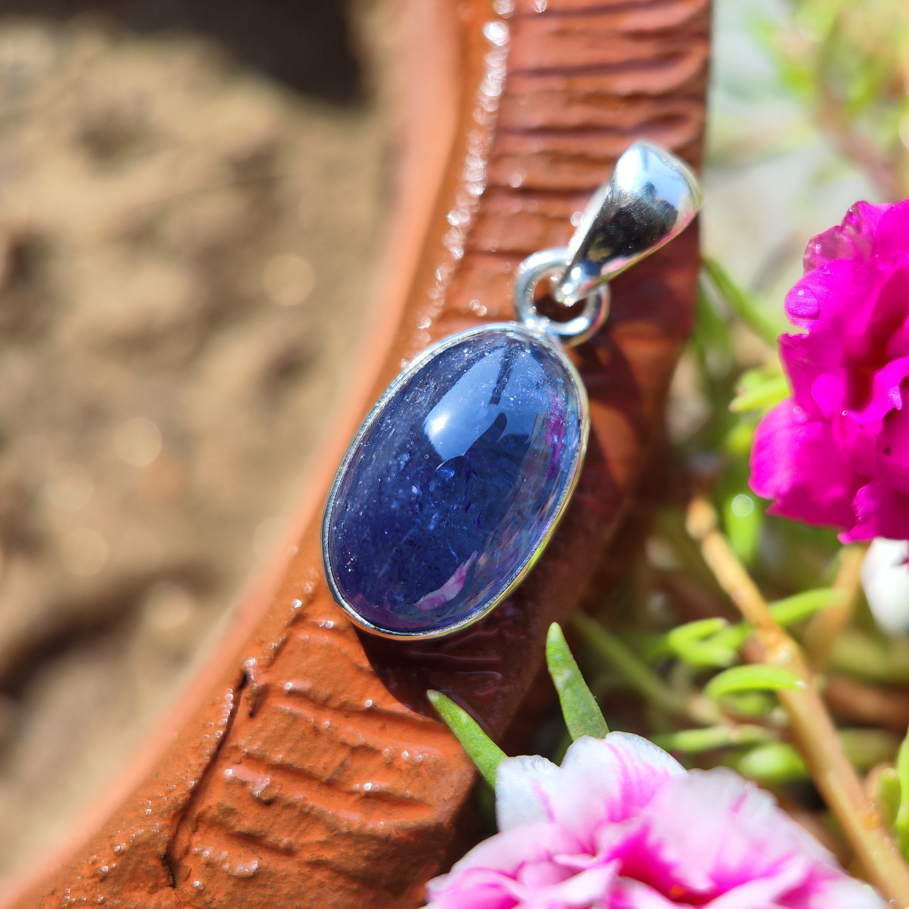 TANZANITE Pendant - Tanzanite Cabochon Crystal - Tanzania - healing crystals - tanzanite ring - tanzanite pendant - Gemstone