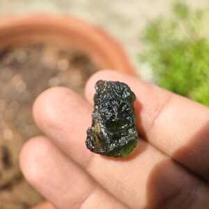 Moldavite - Raw moldavite crystal - moldavite healing crystal - authentic moldavite - moldavite Czech republic - moldavite wire wrapped
